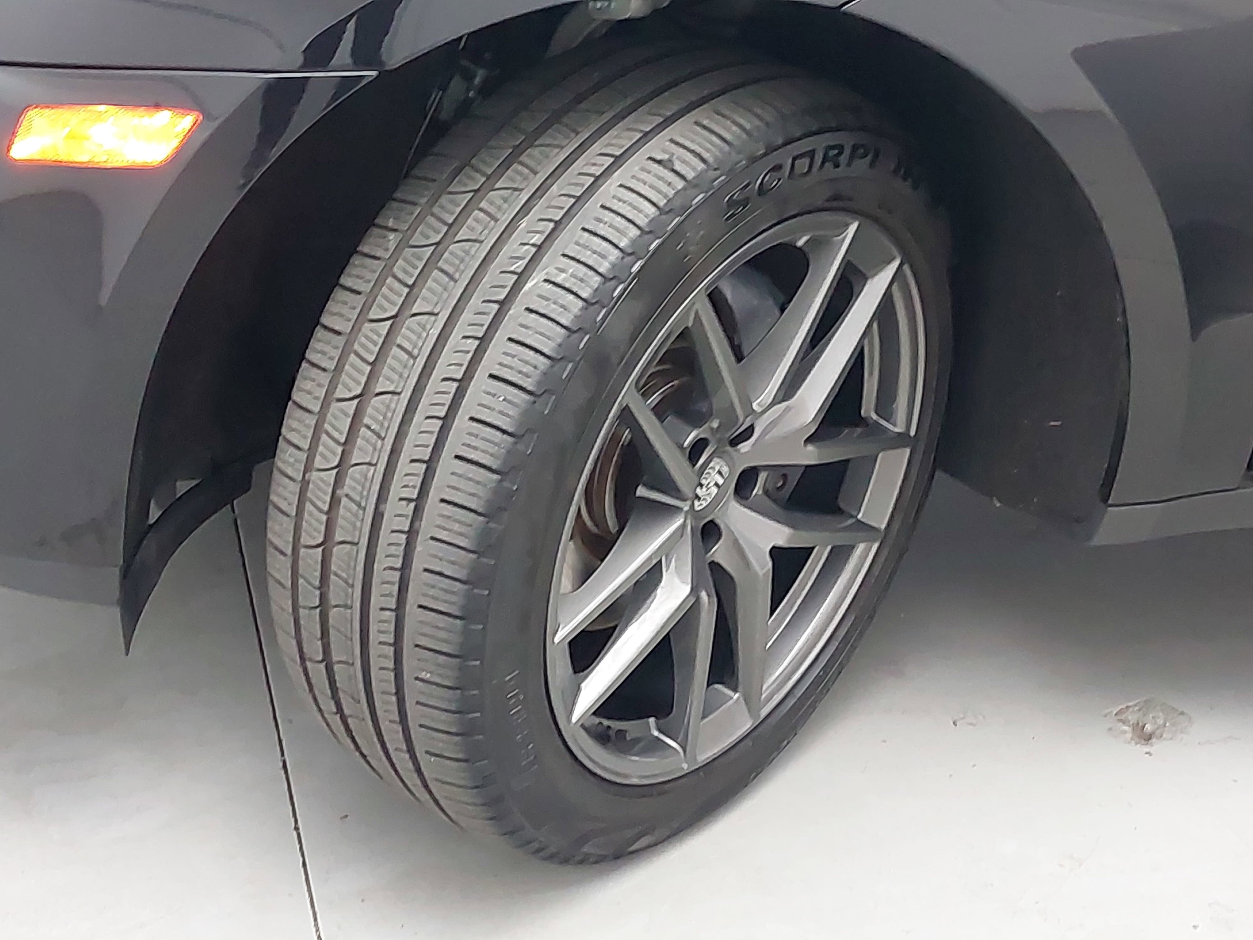 2024 Porsche Macan T