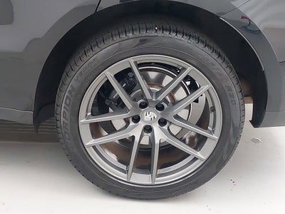 2024 Porsche Macan T