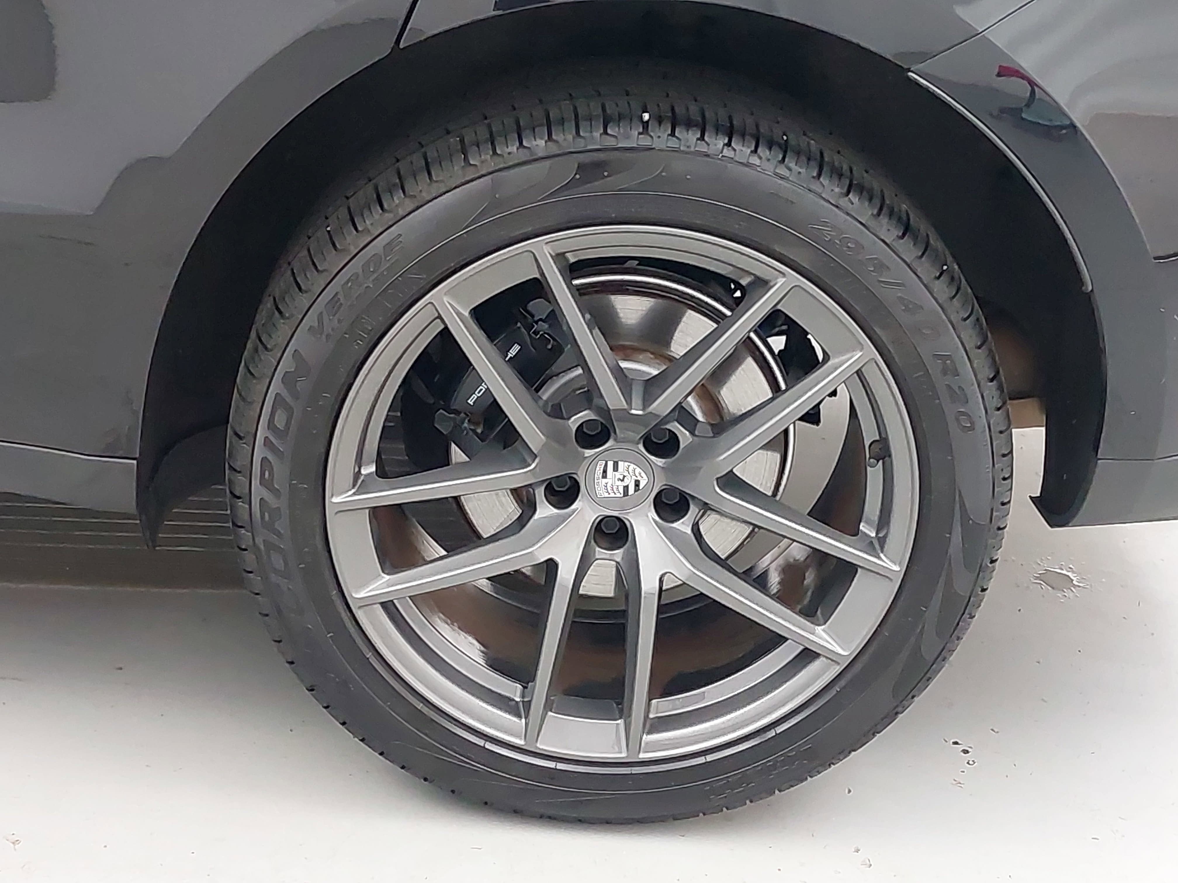 2024 Porsche Macan T