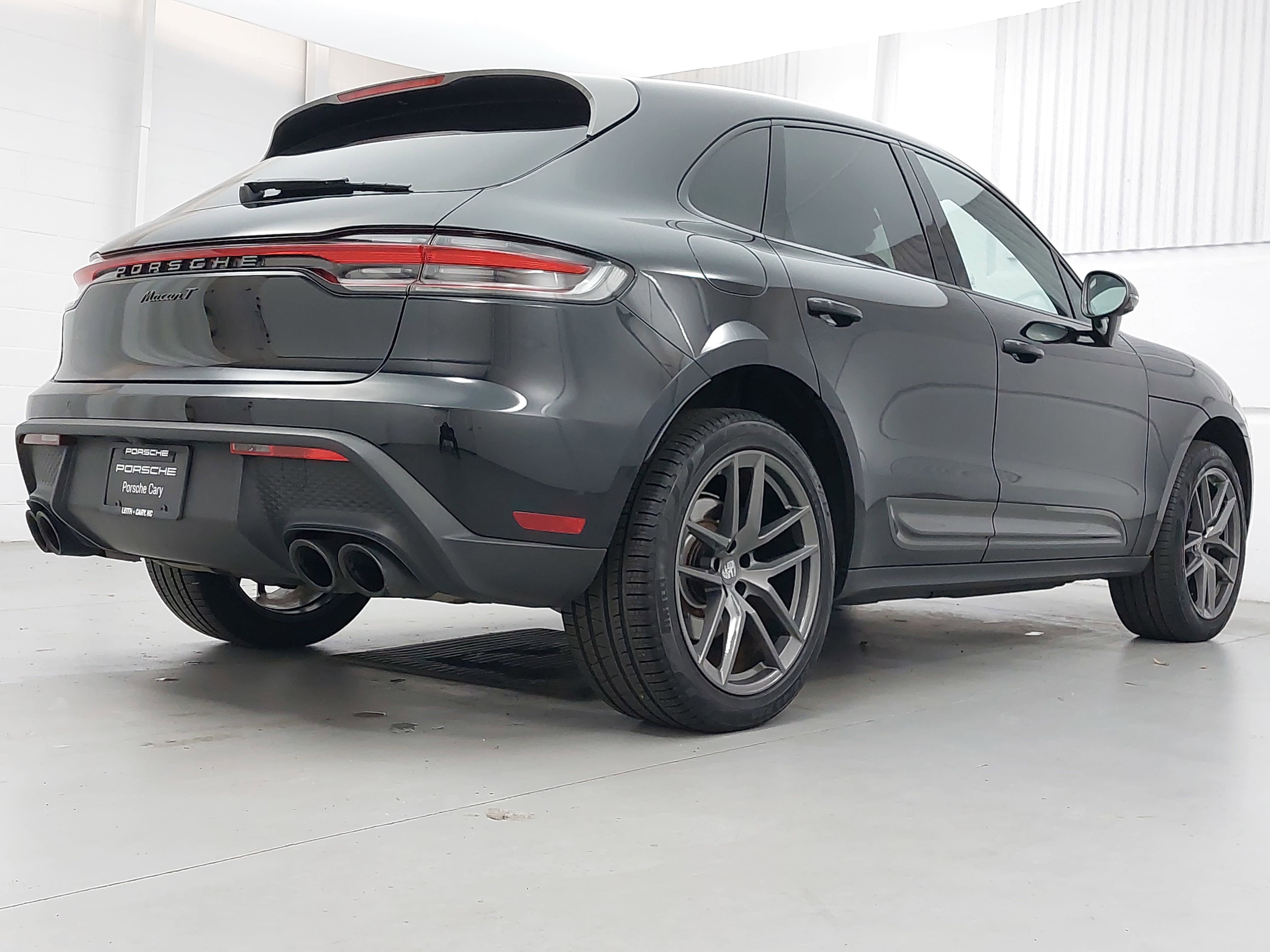 2024 Porsche Macan T