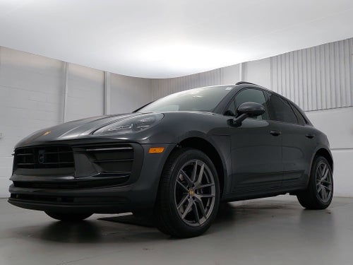 2025 Porsche Macan Base