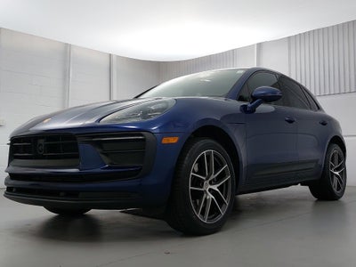 2024 Porsche Macan Base