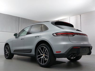 2025 Porsche Macan Base