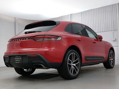 2025 Porsche Macan Base