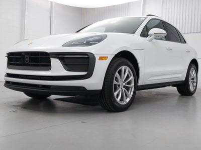 2026 Porsche Macan Base