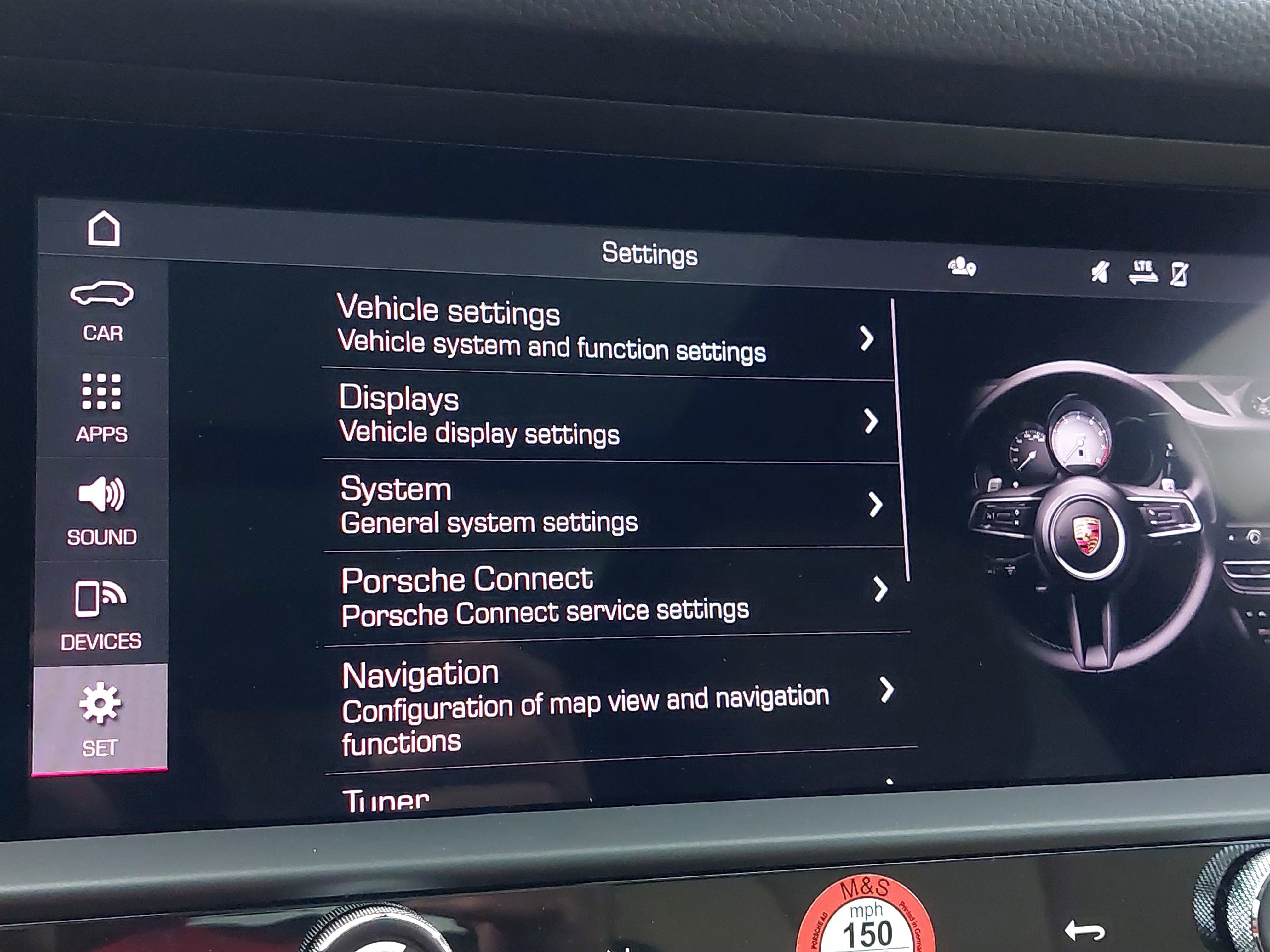 2026 Porsche Macan Base