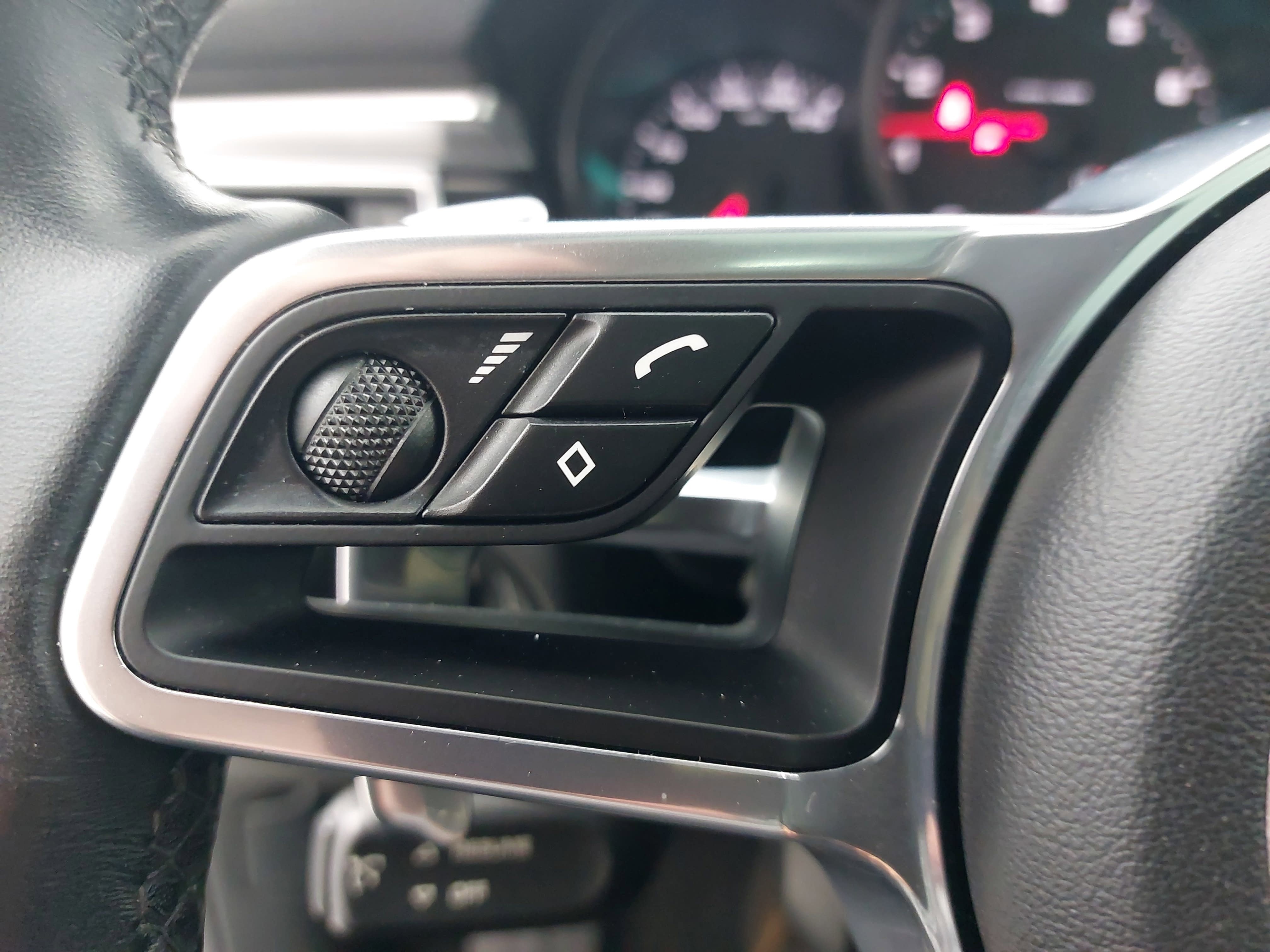 2018 Porsche Macan Sport Edition