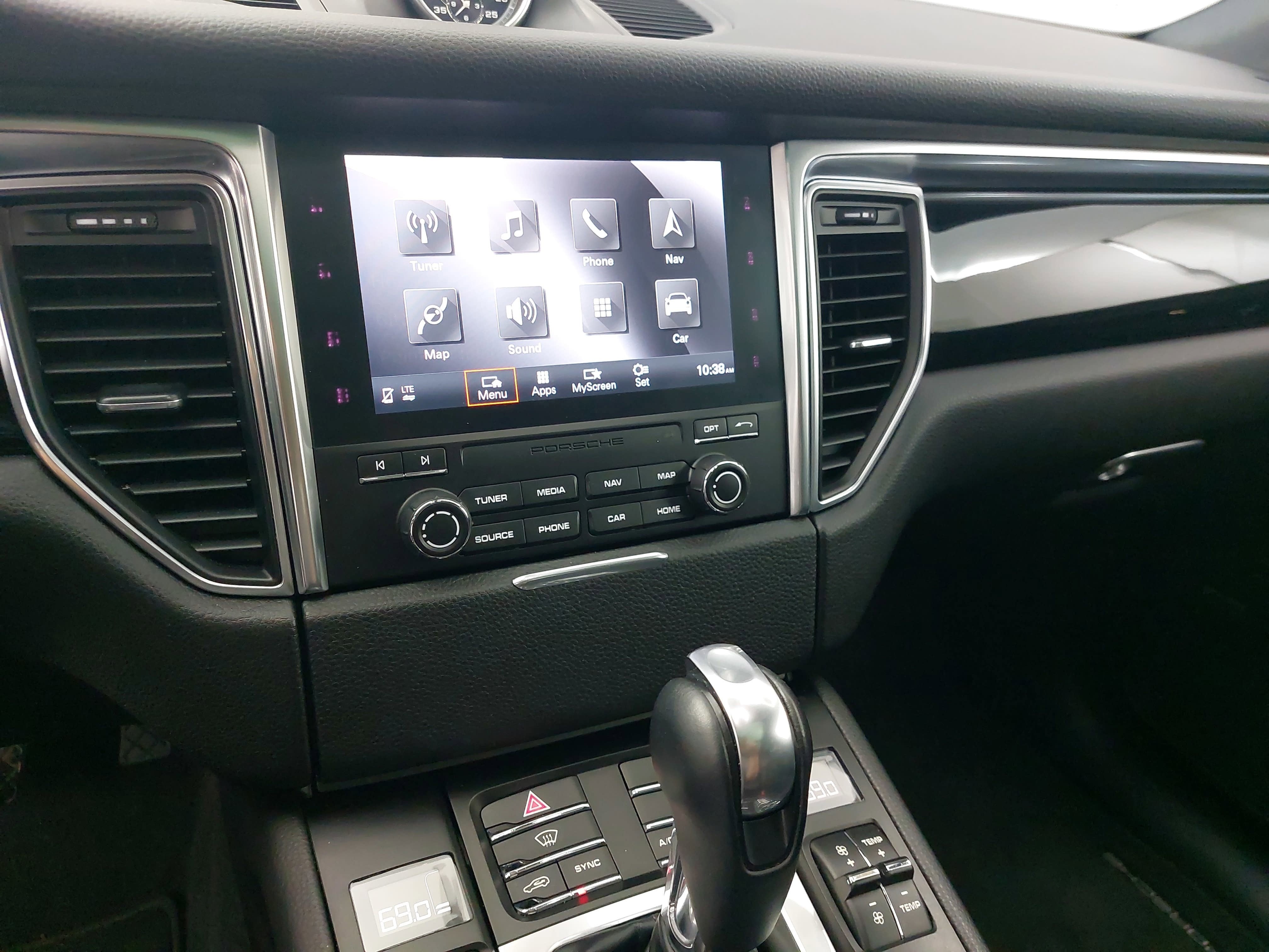 2018 Porsche Macan Sport Edition