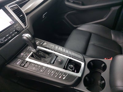 2018 Porsche Macan Sport Edition