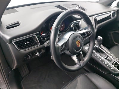 2018 Porsche Macan Sport Edition