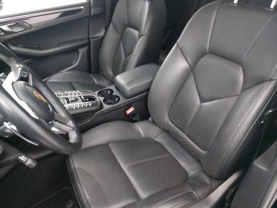 2018 Porsche Macan Sport Edition