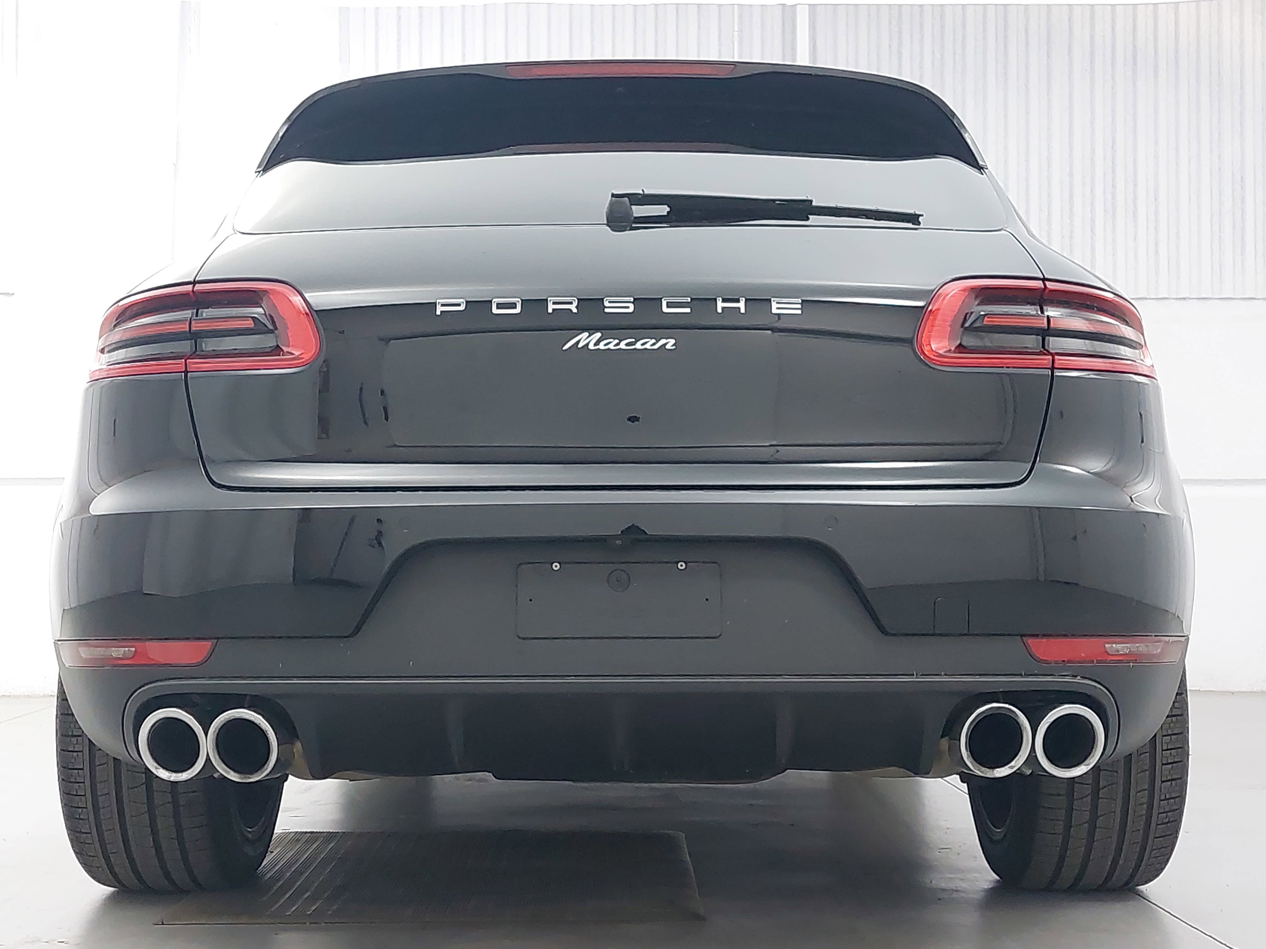 2018 Porsche Macan Sport Edition