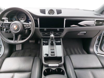 2023 Porsche Macan T
