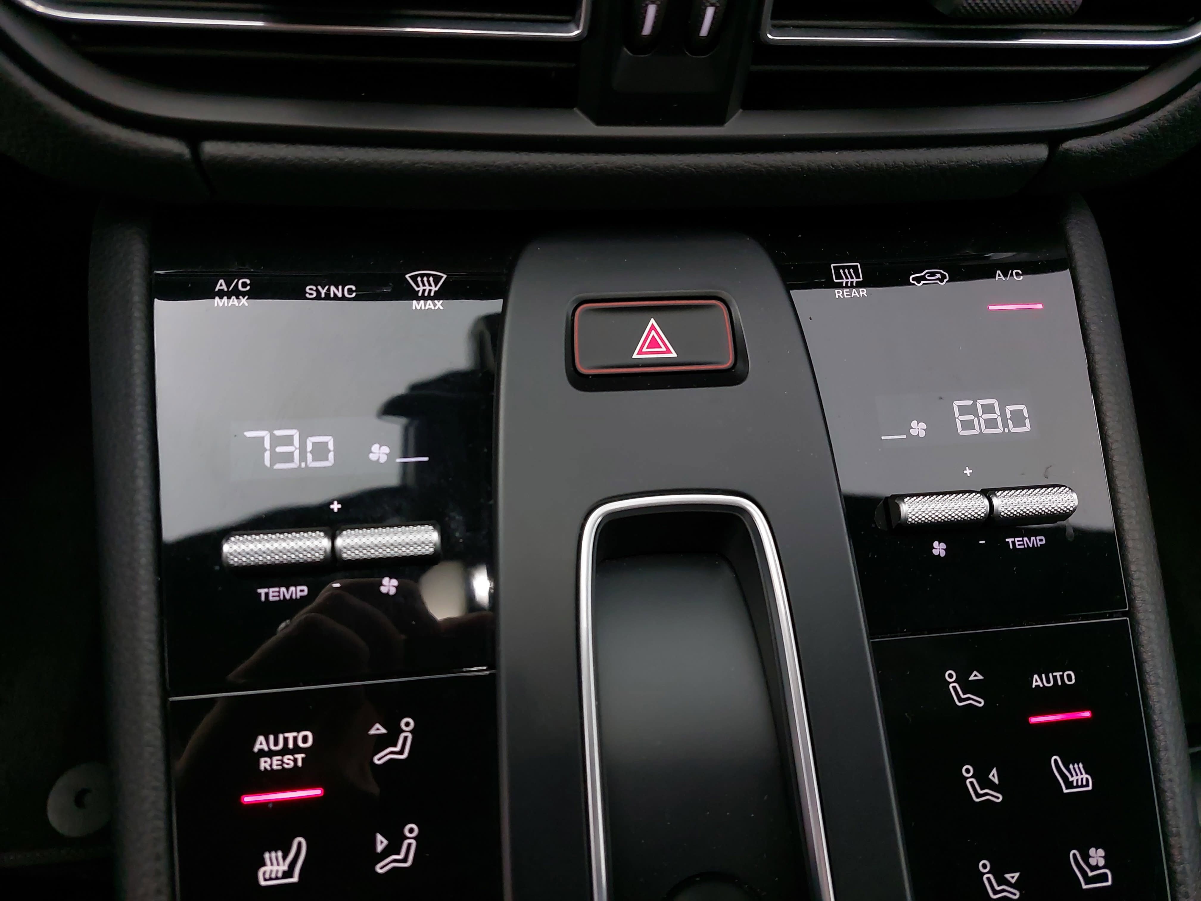 2023 Porsche Macan T