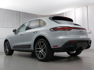 2023 Porsche Macan T