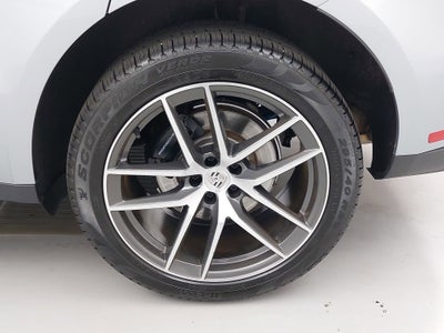 2023 Porsche Macan T