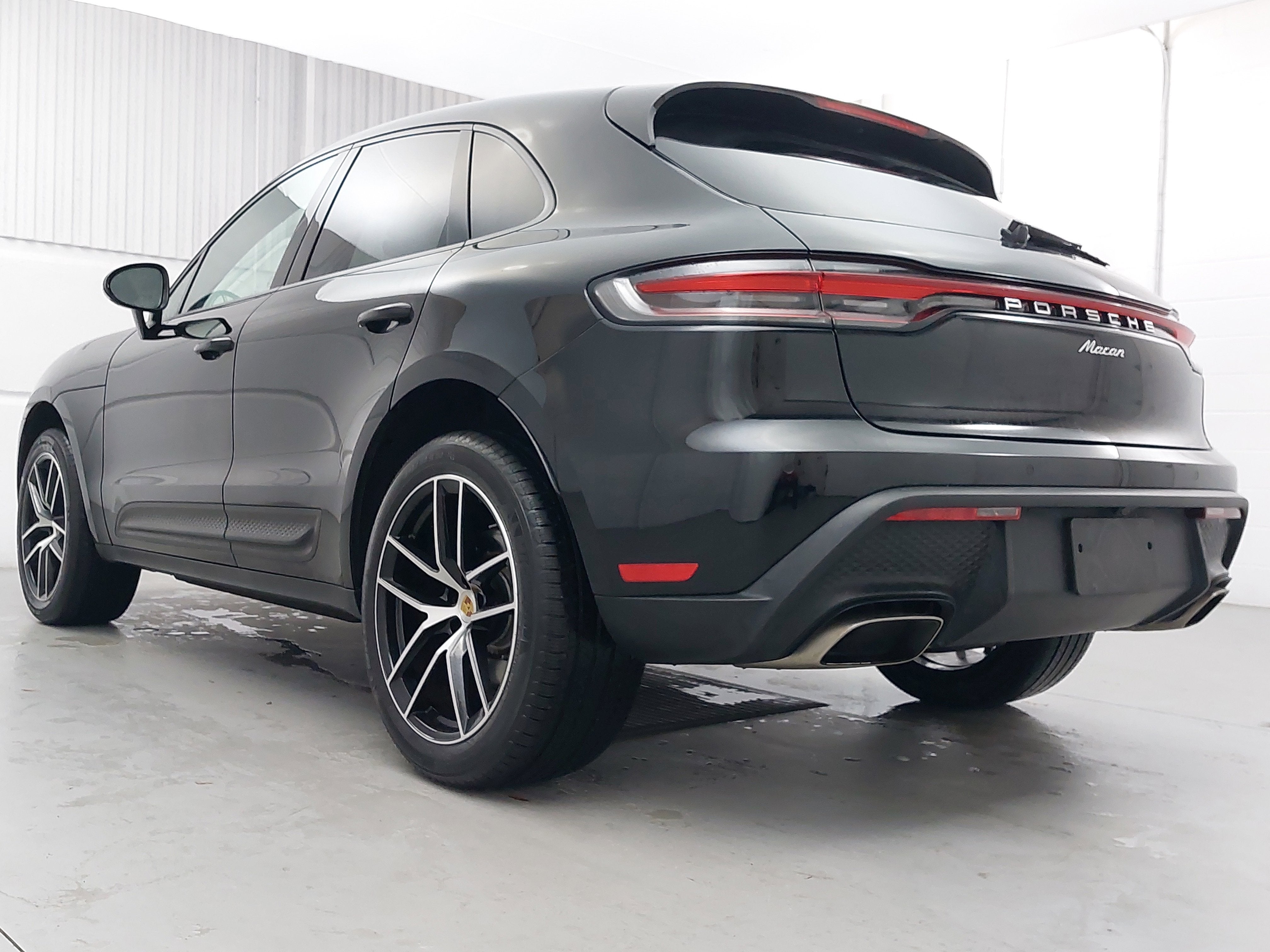 2024 Porsche Macan Base