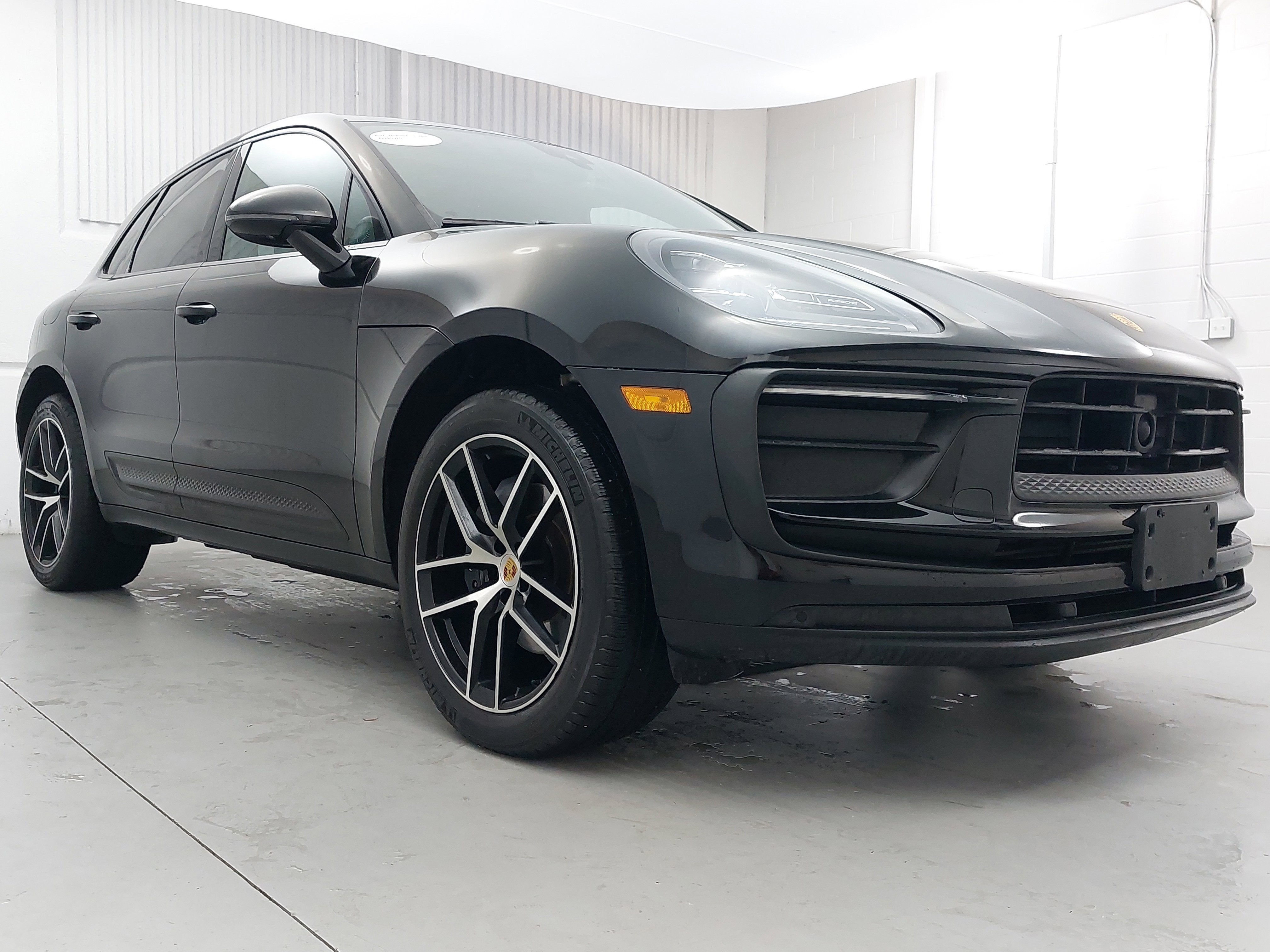 2024 Porsche Macan Base