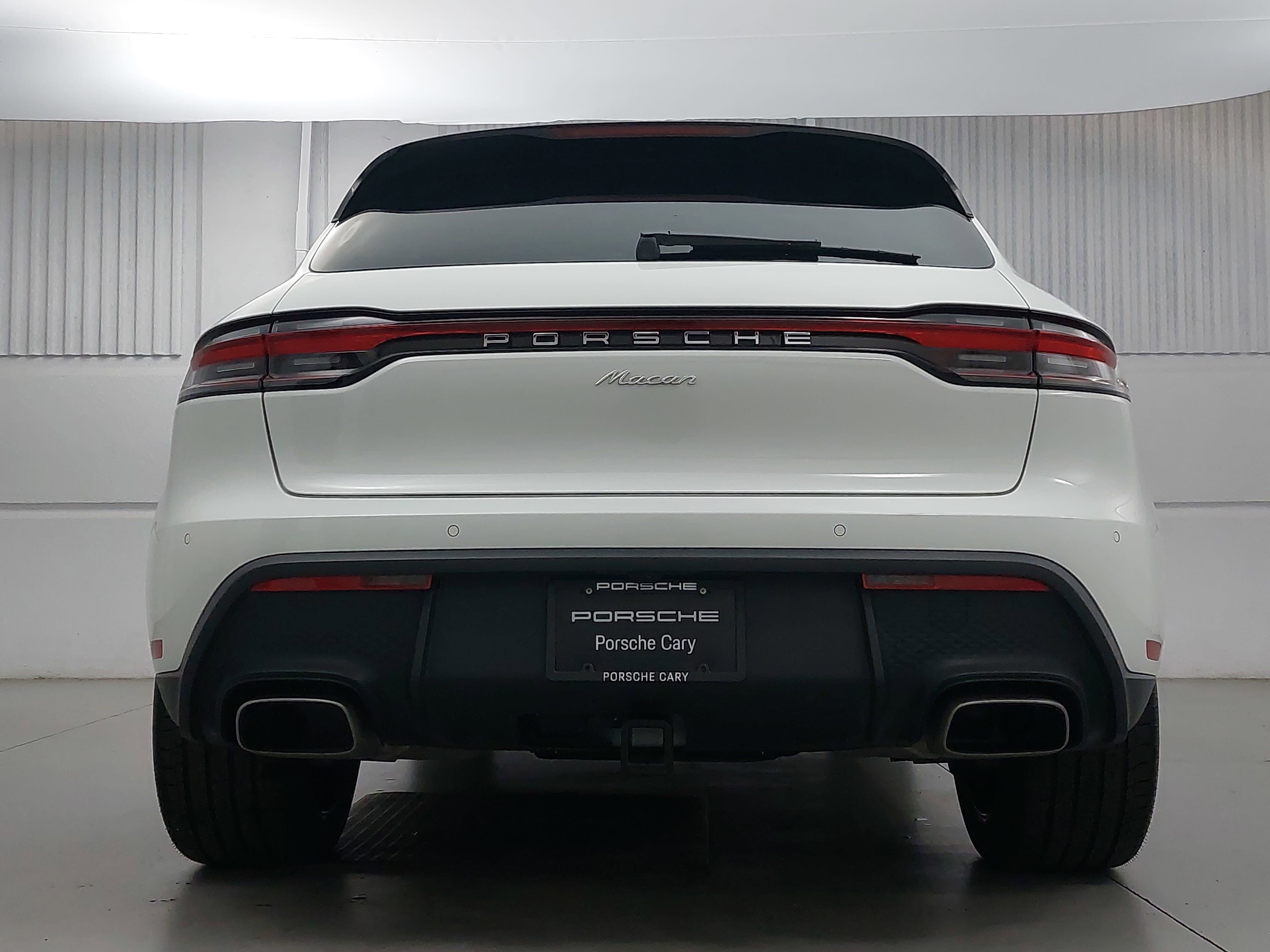 2024 Porsche Macan Base