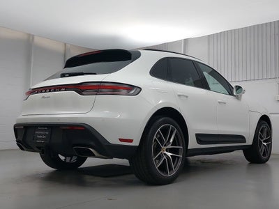 2024 Porsche Macan Base