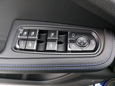 2025 Porsche Macan T