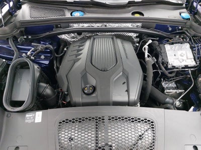 2025 Porsche Macan T