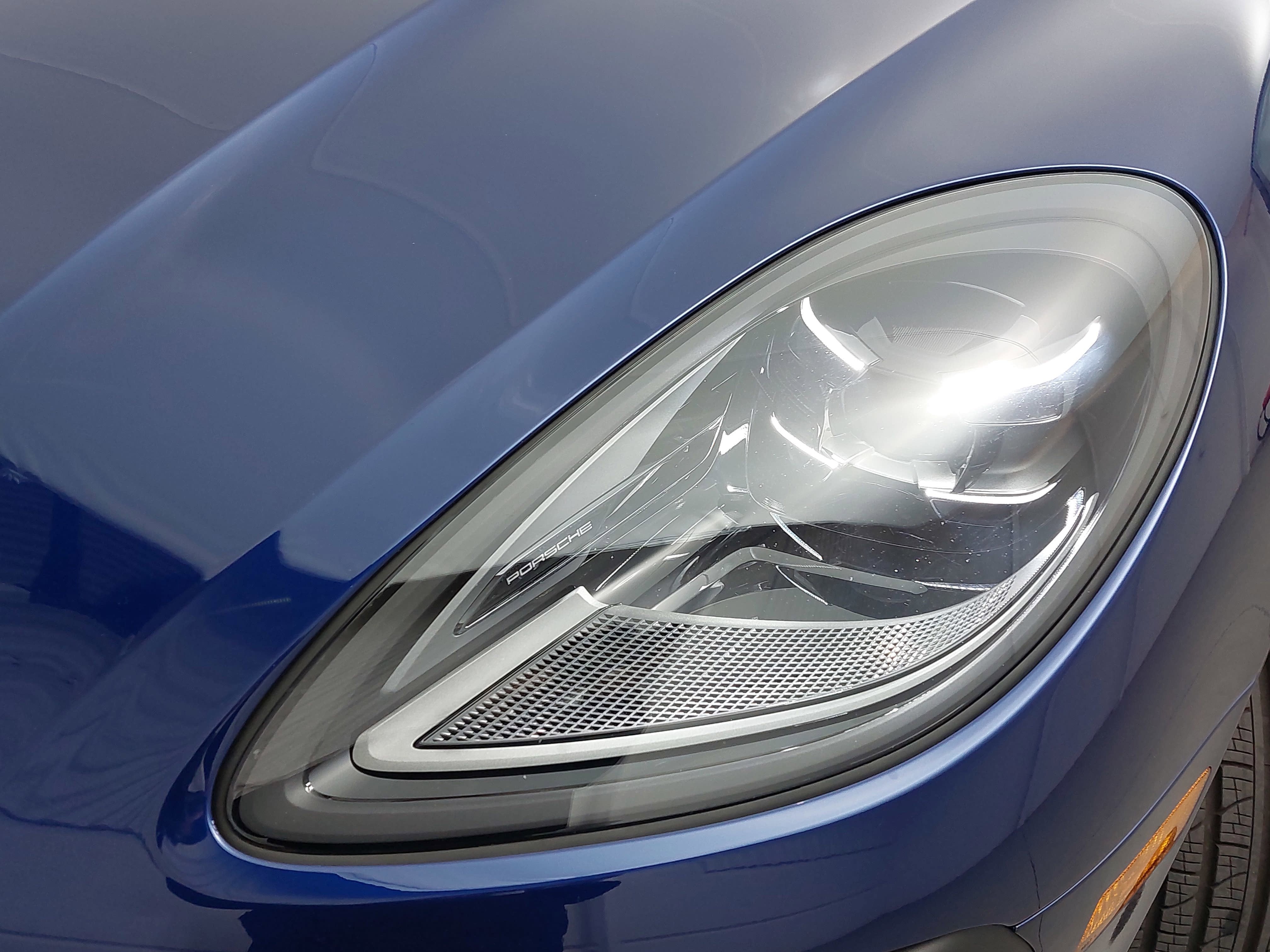 2025 Porsche Macan T