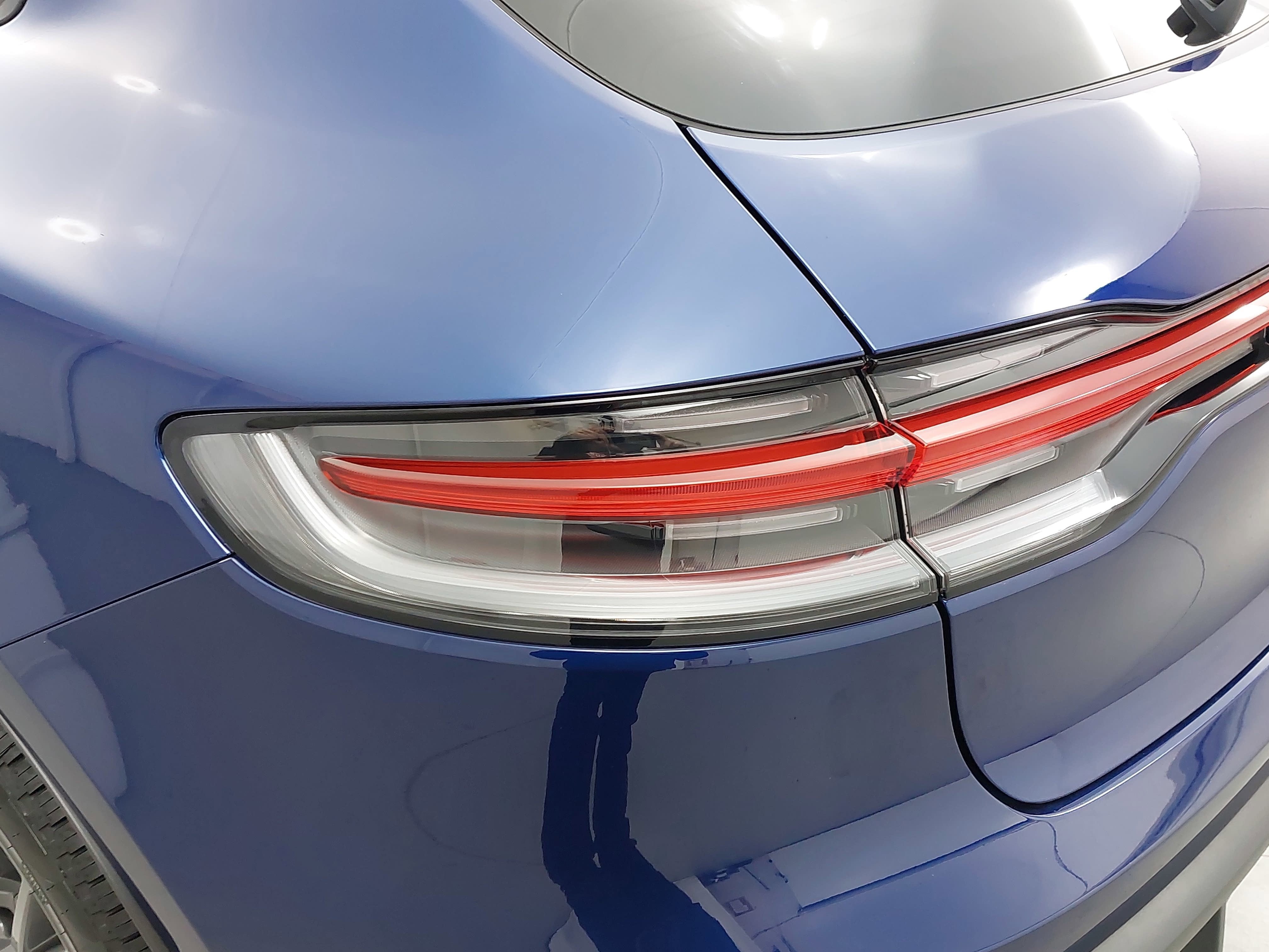 2025 Porsche Macan T