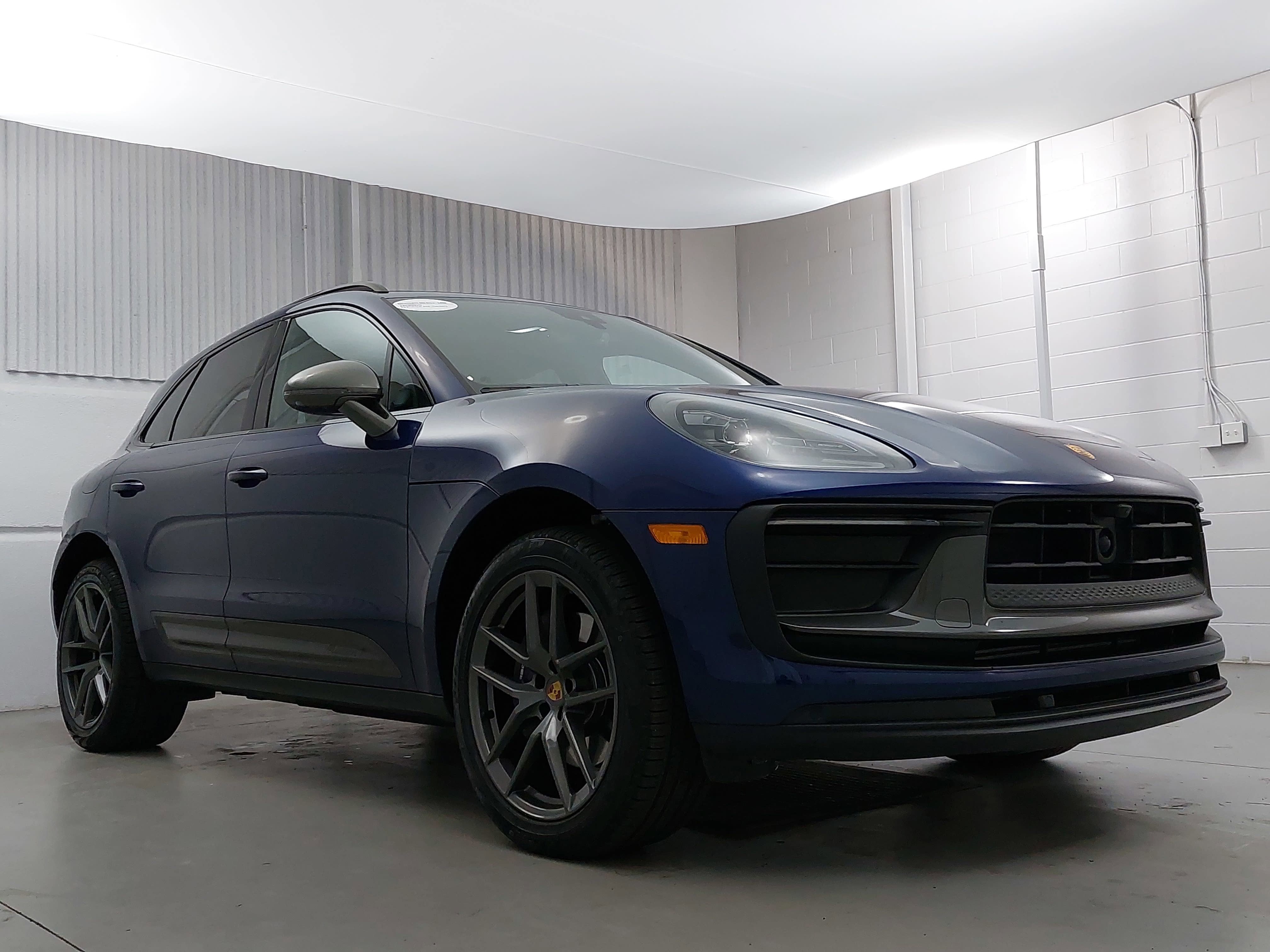 2025 Porsche Macan T