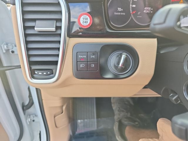 2022 Porsche Cayenne Base