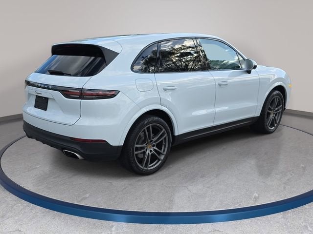 2022 Porsche Cayenne Base