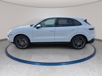 2022 Porsche Cayenne Base