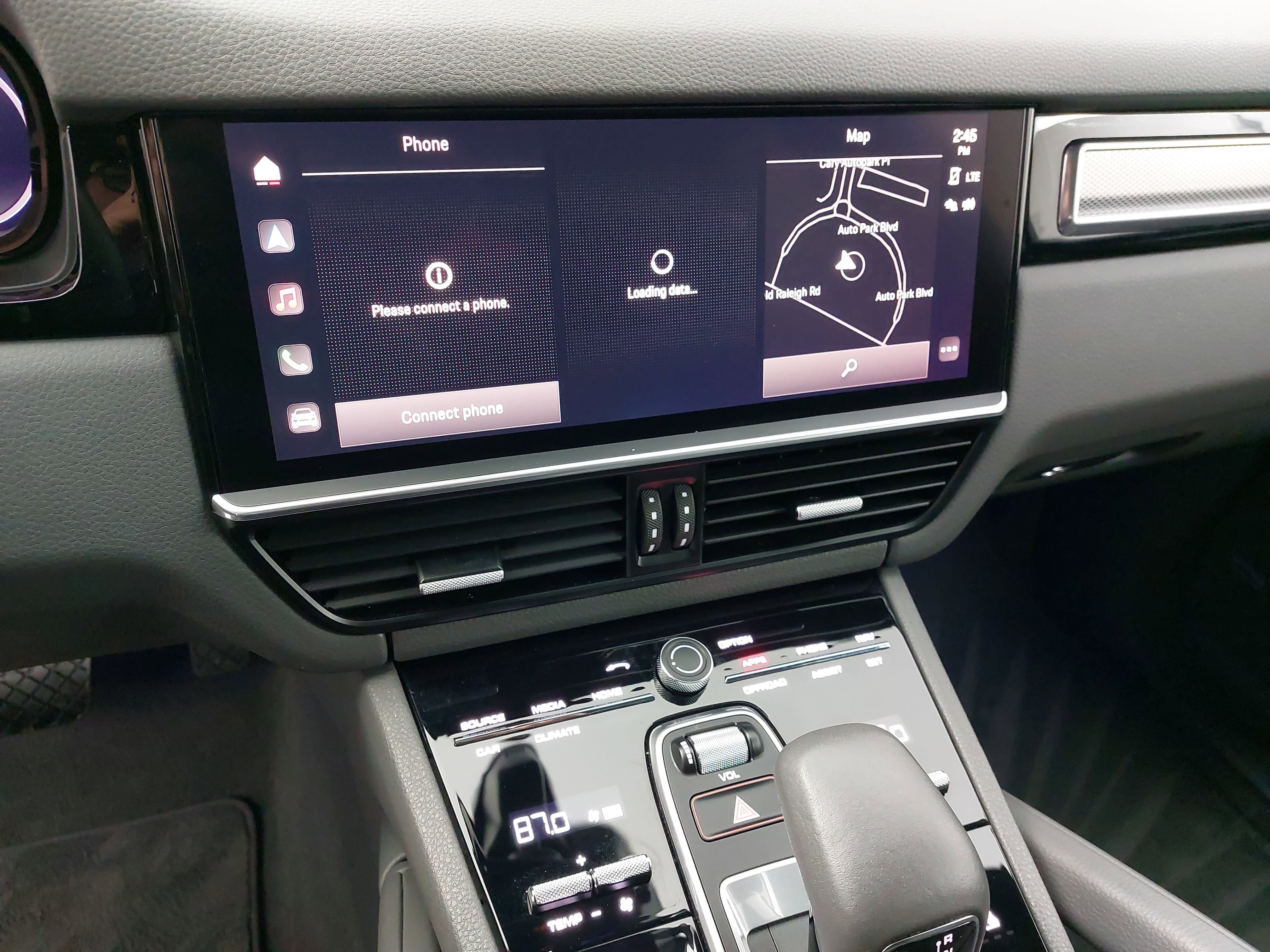 2023 Porsche Cayenne Platinum Edition