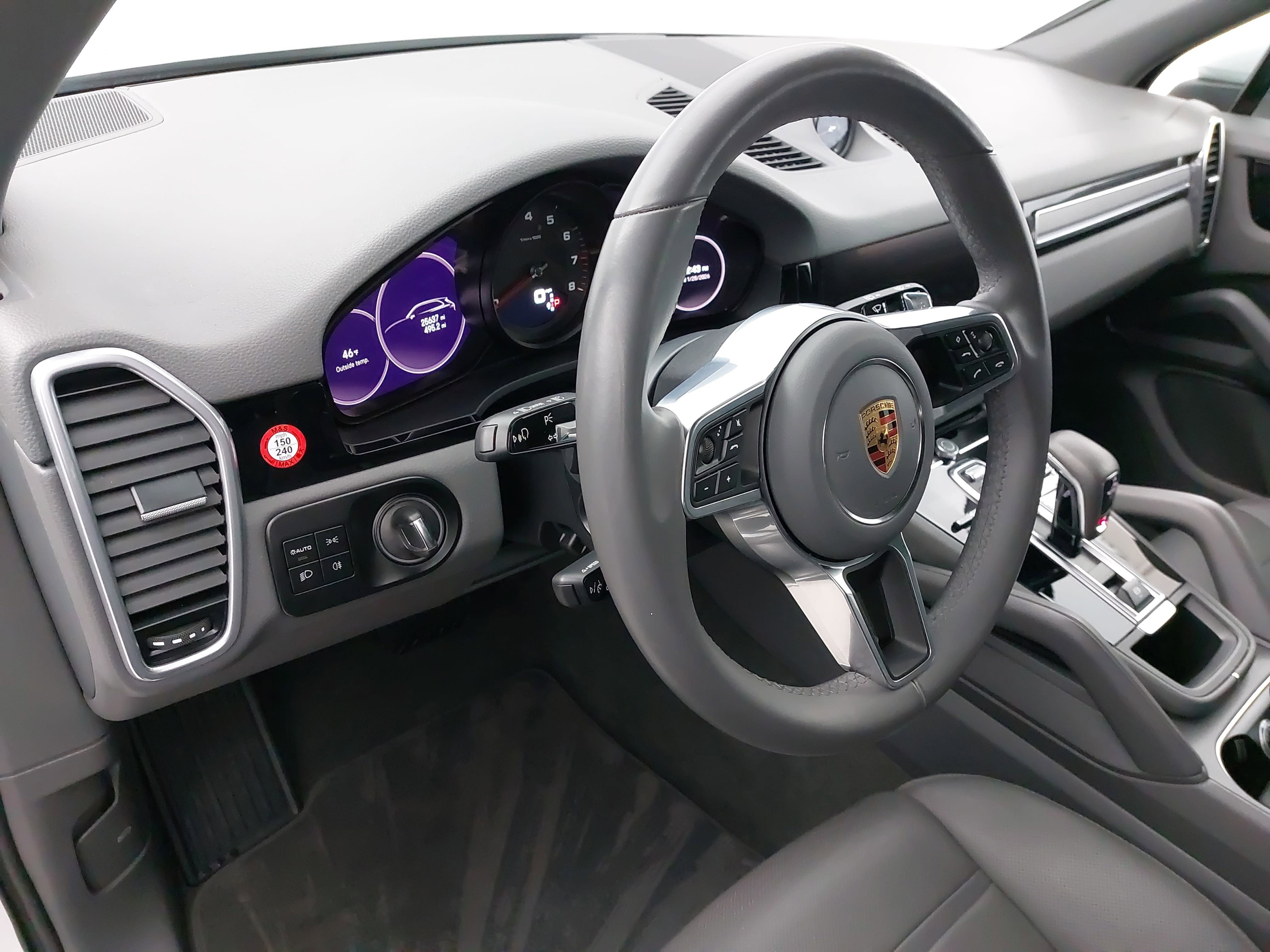 2023 Porsche Cayenne Platinum Edition