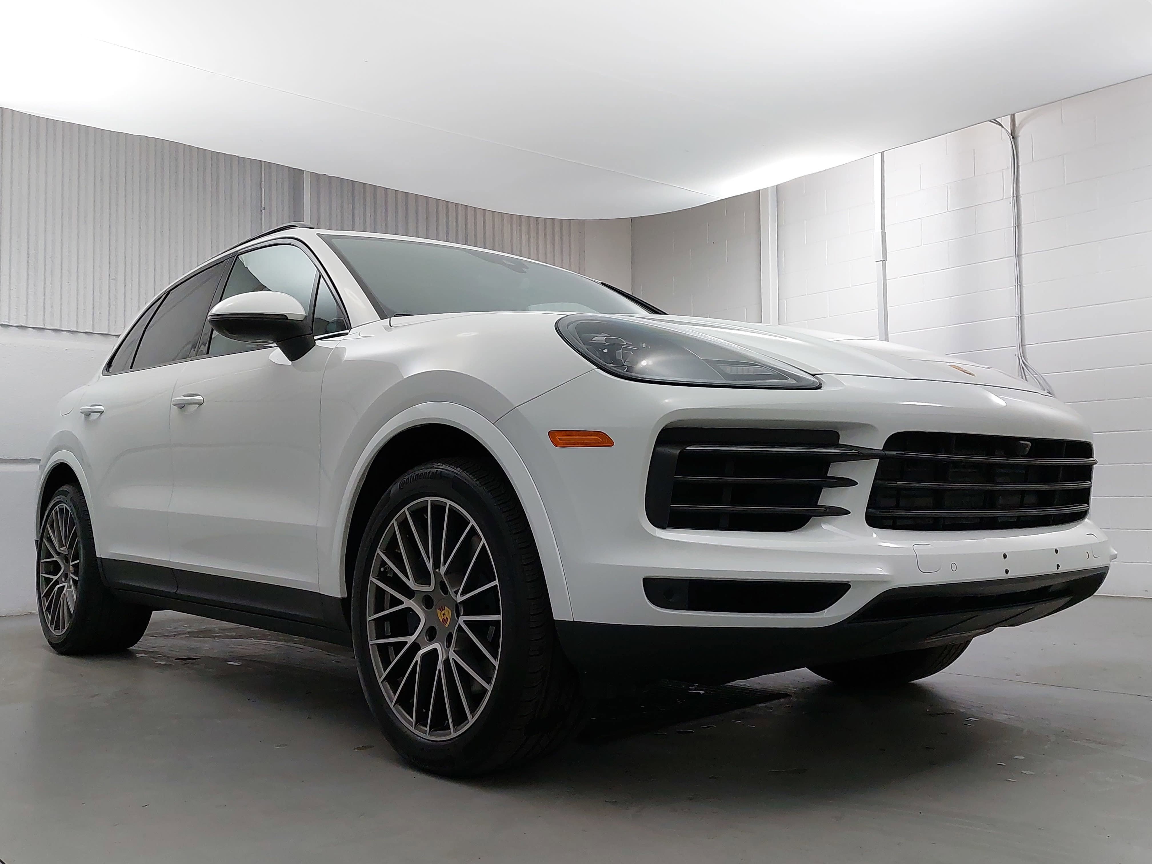 2023 Porsche Cayenne Platinum Edition
