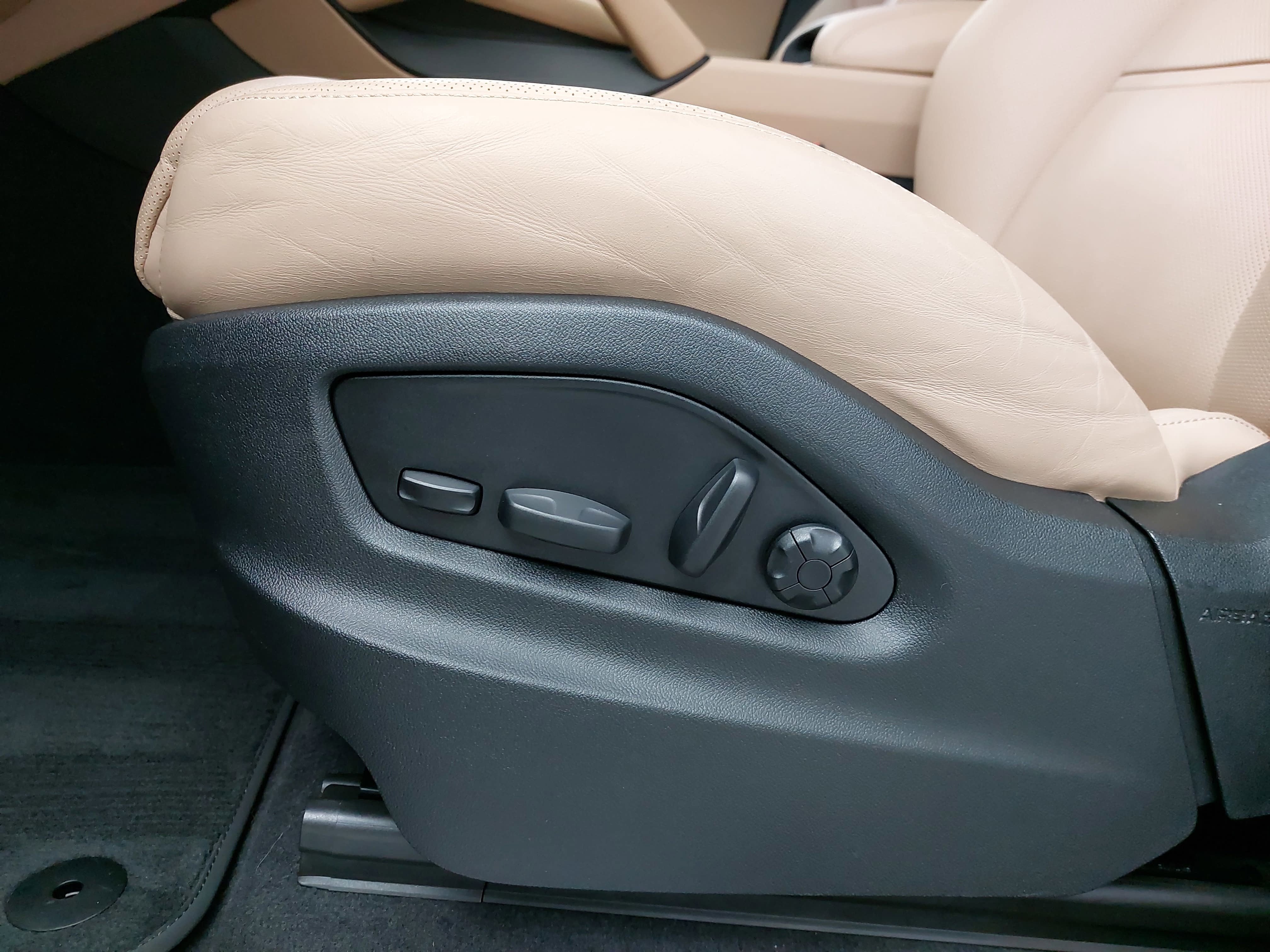 2025 Porsche Cayenne AWD