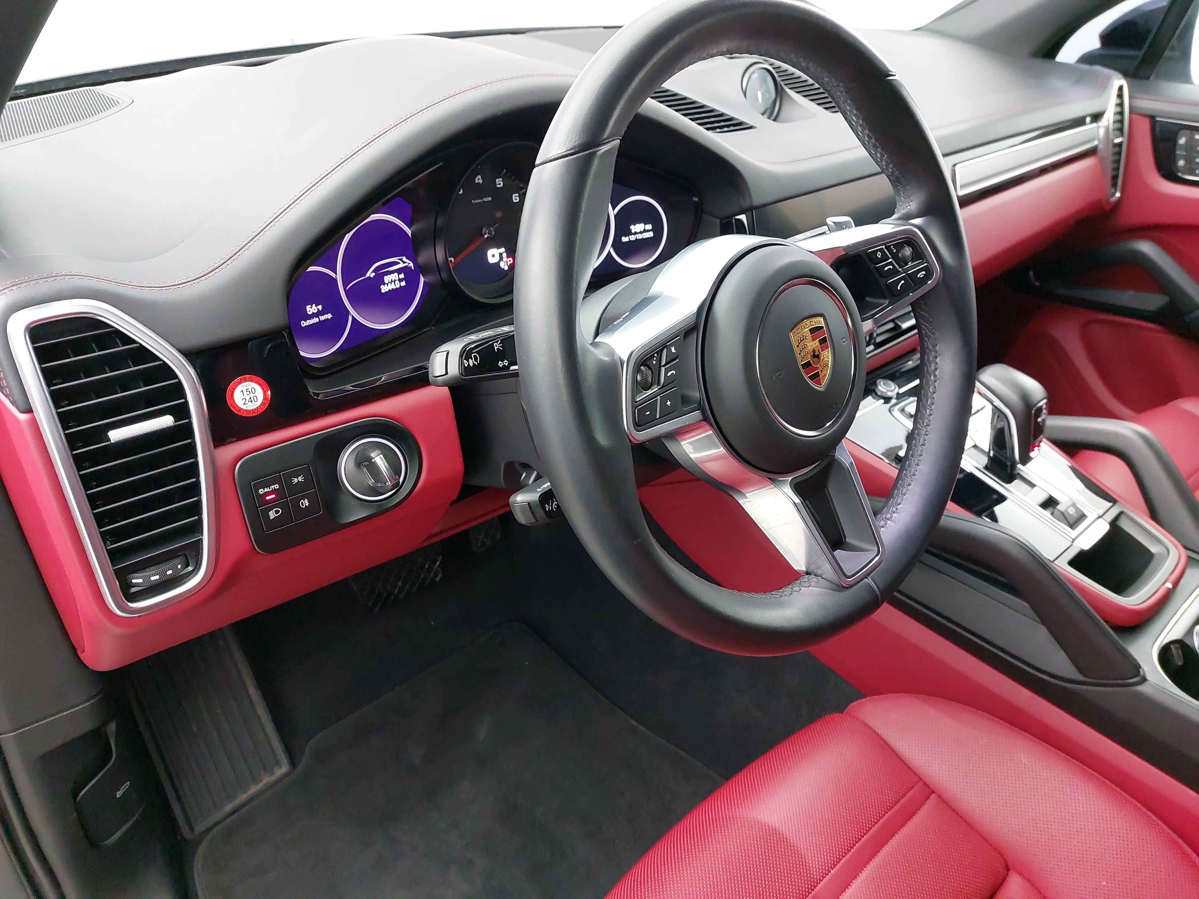 2023 Porsche Cayenne Platinum Edition