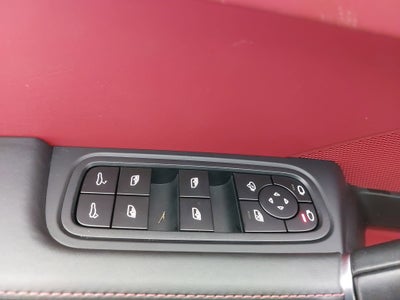 2023 Porsche Cayenne Platinum Edition