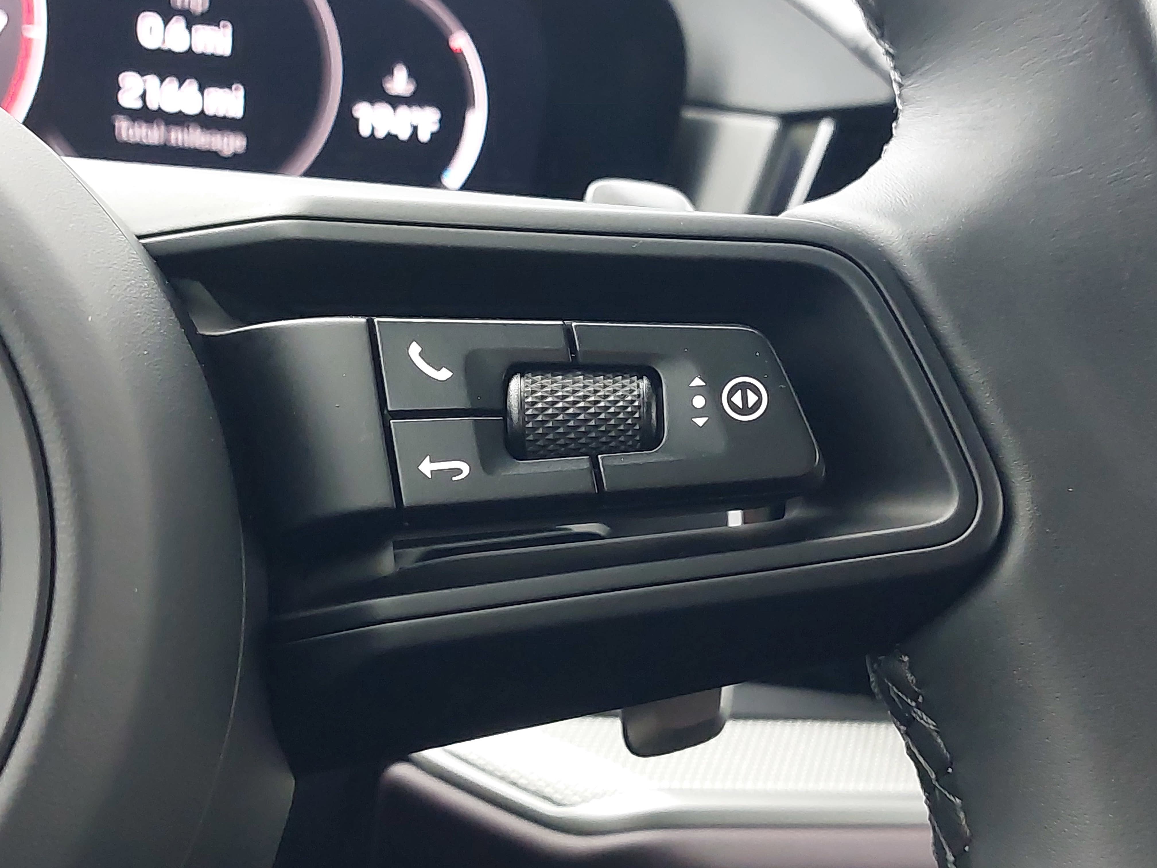 2025 Porsche Cayenne AWD