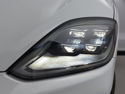 2025 Porsche Cayenne AWD