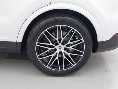 2025 Porsche Cayenne AWD
