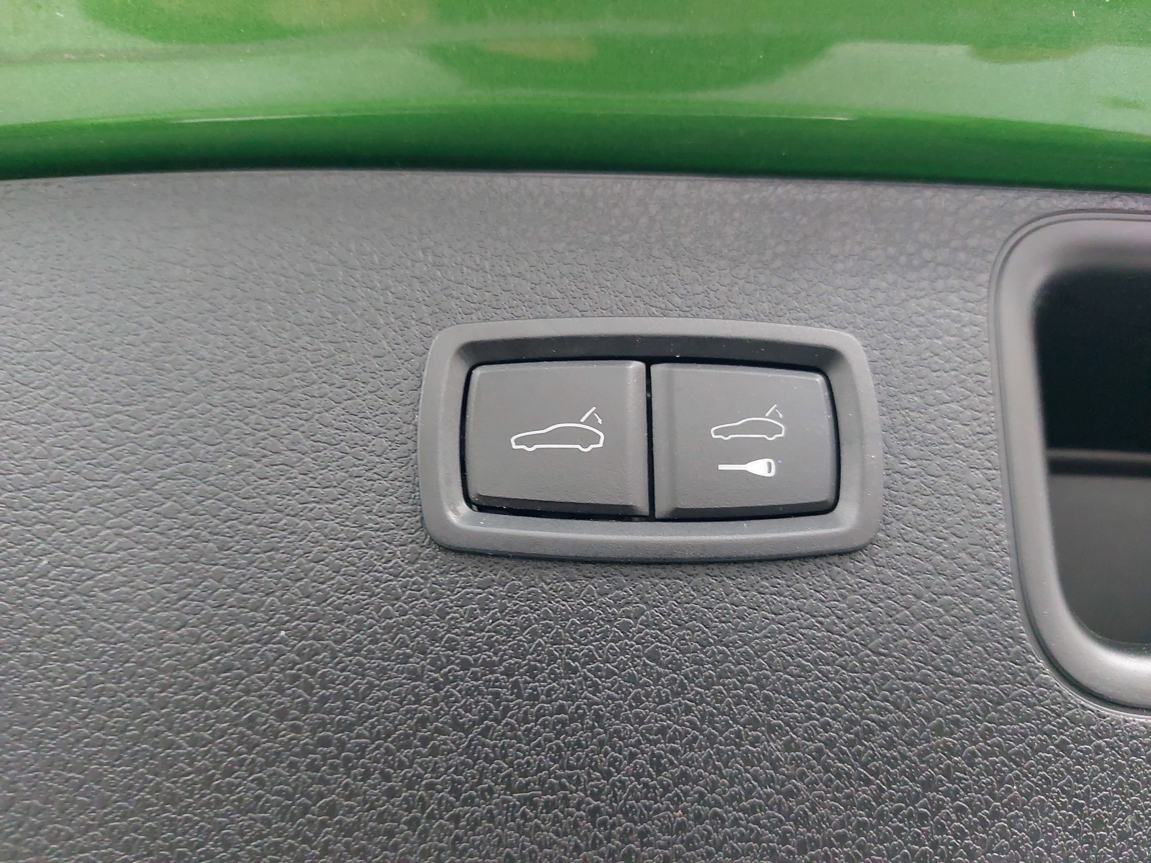 2021 Porsche Macan S