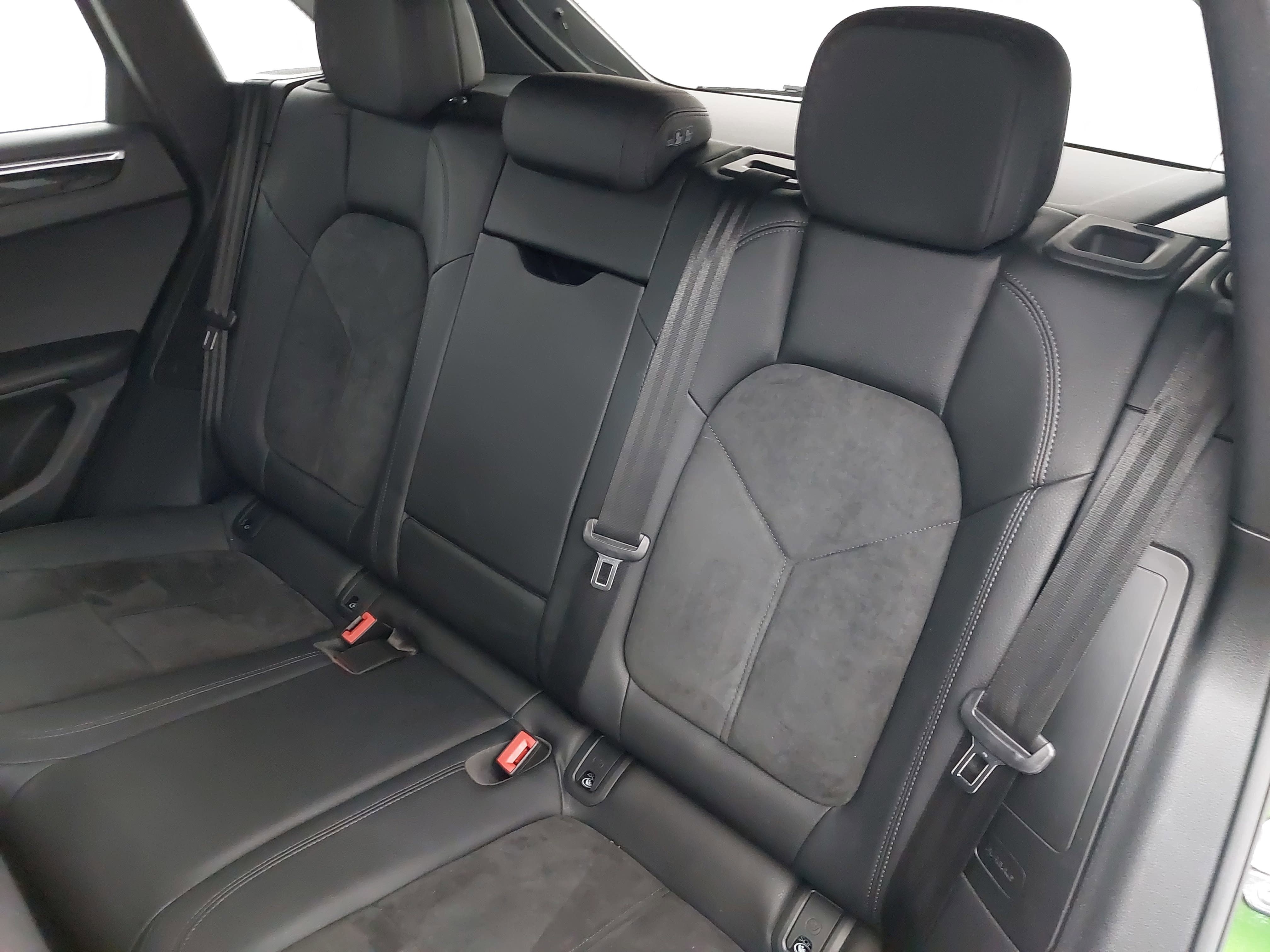 2021 Porsche Macan S