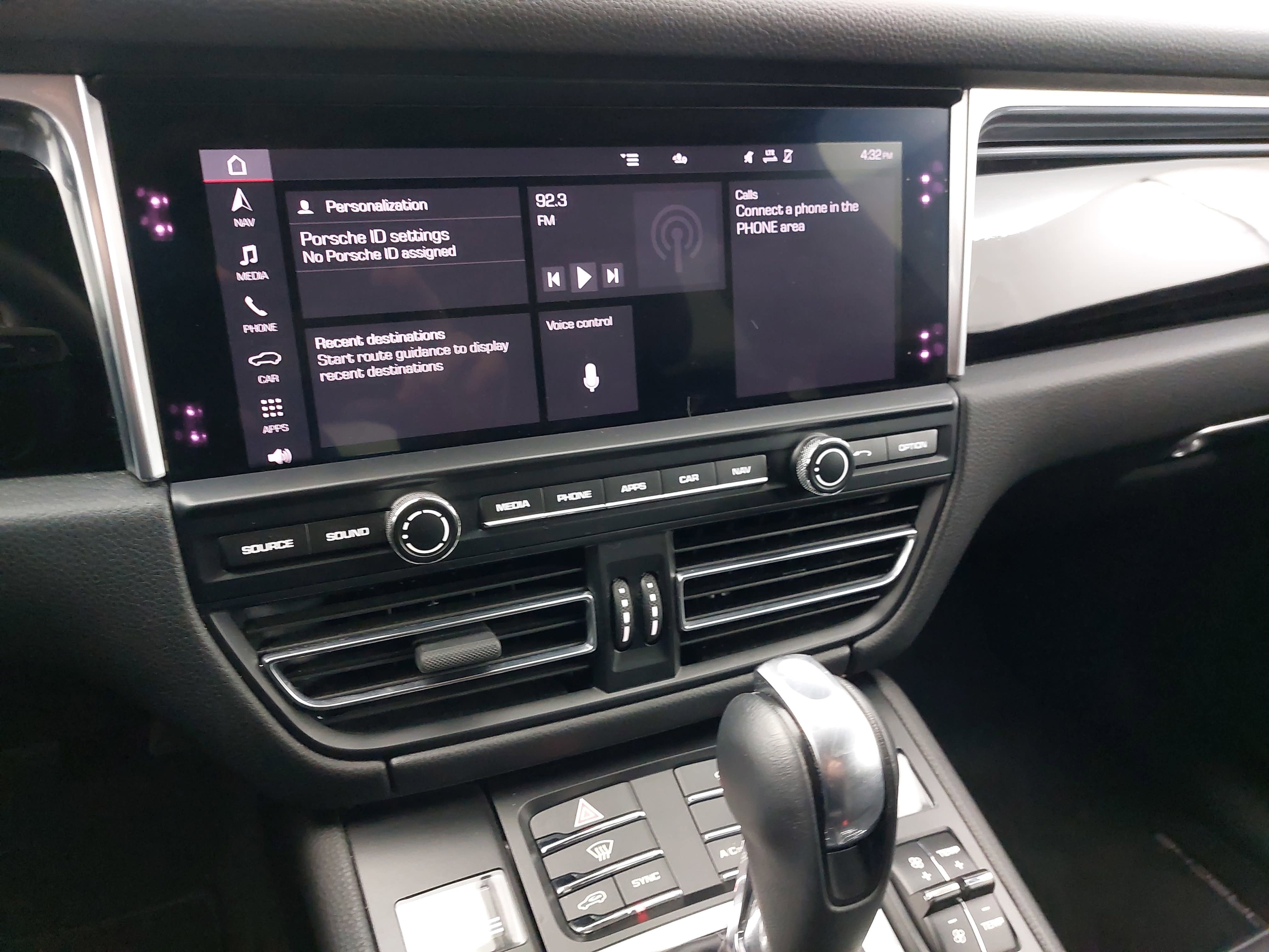 2021 Porsche Macan S