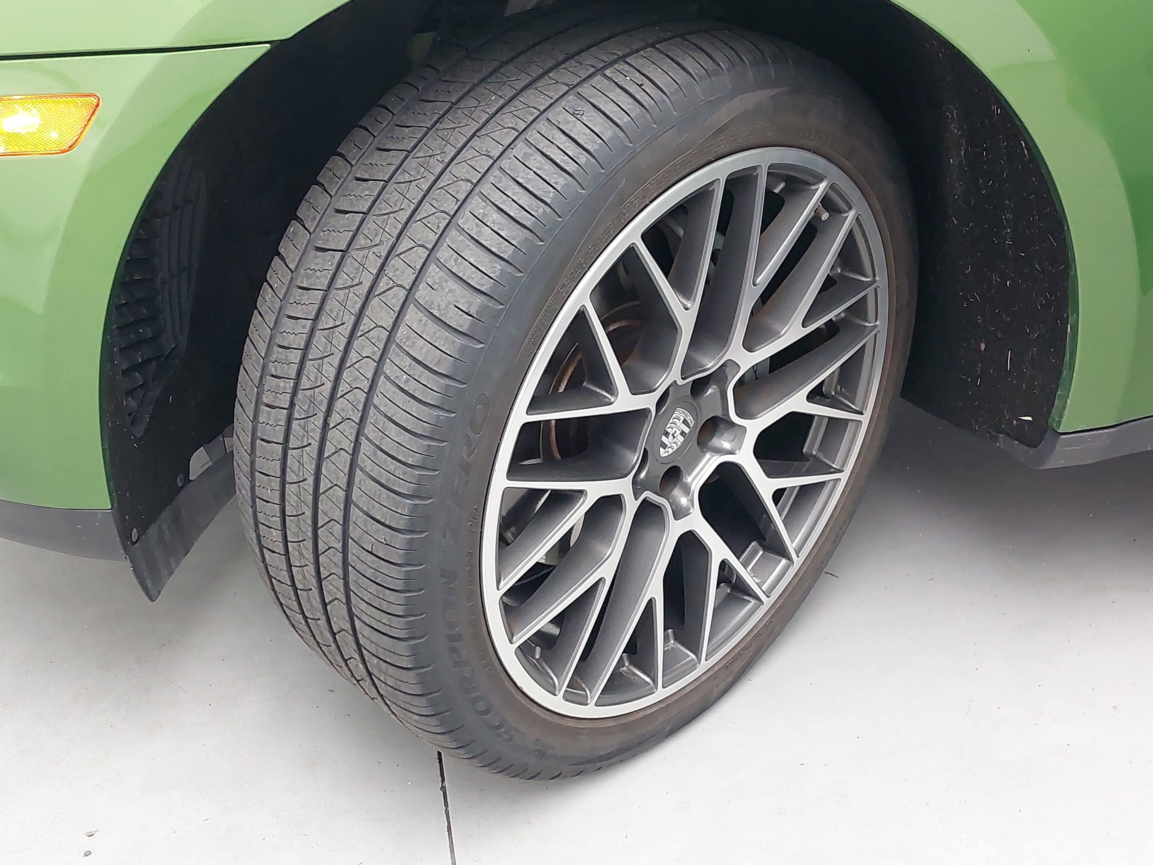 2021 Porsche Macan S