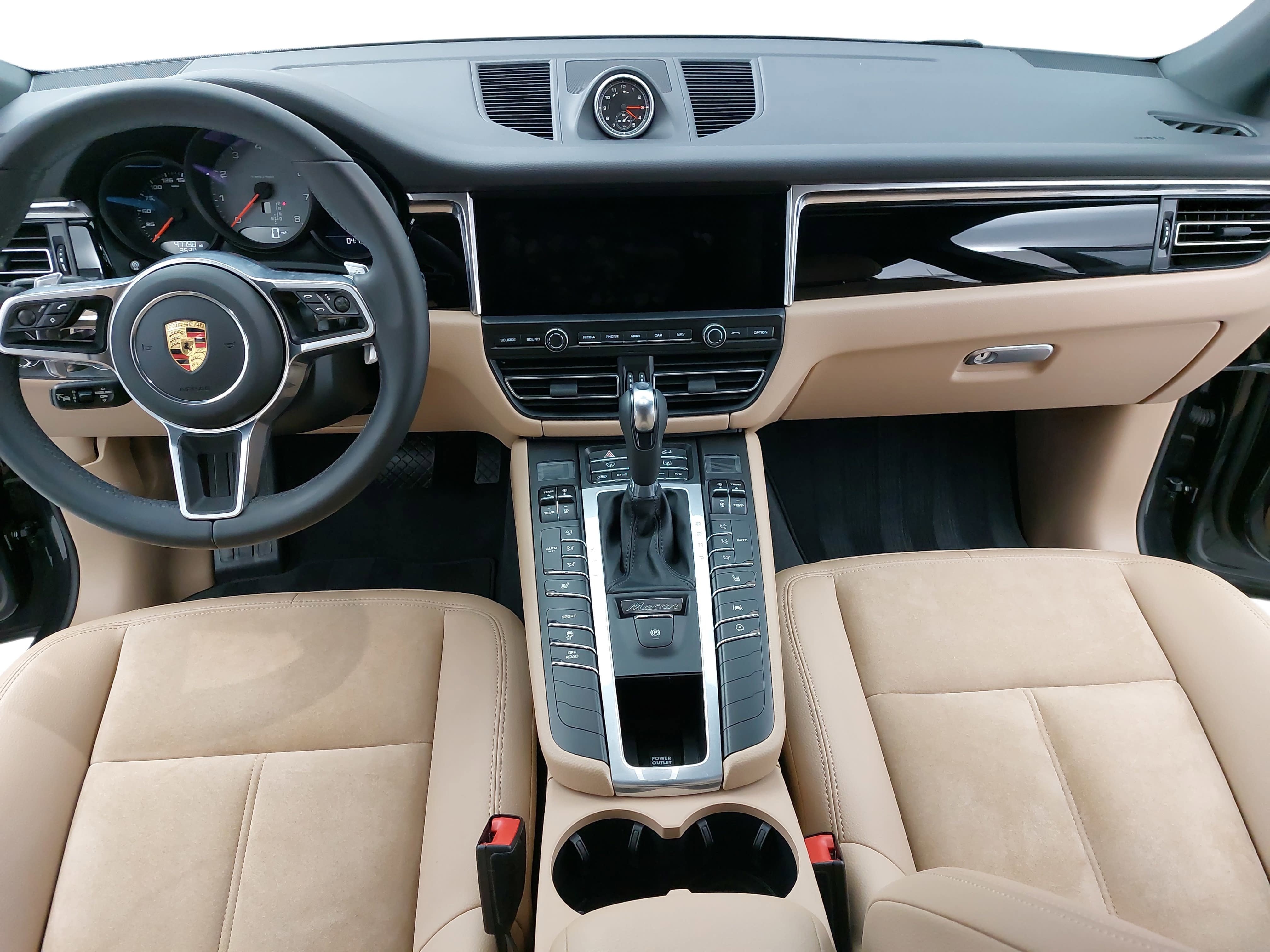 2021 Porsche Macan S