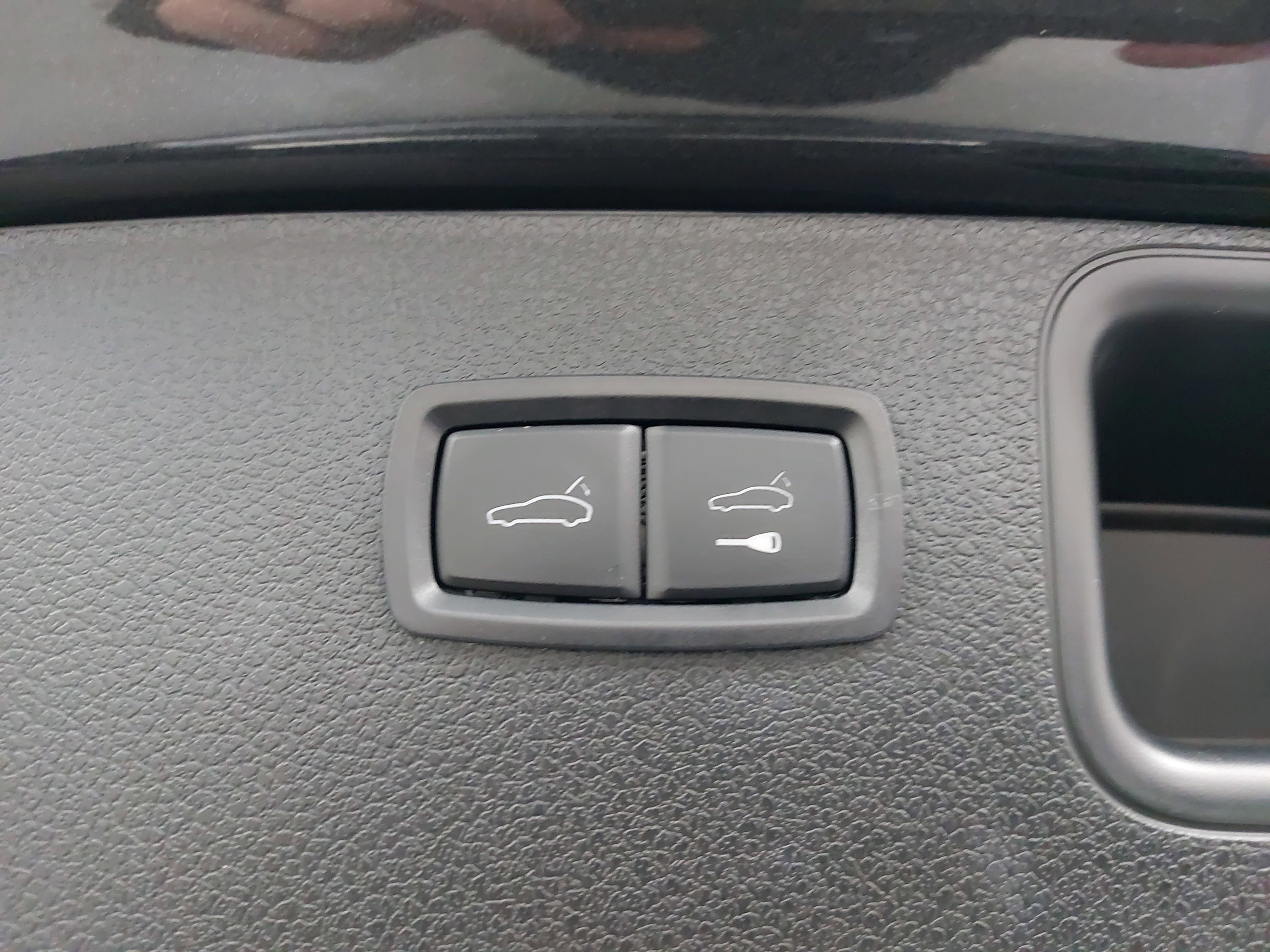 2021 Porsche Macan S