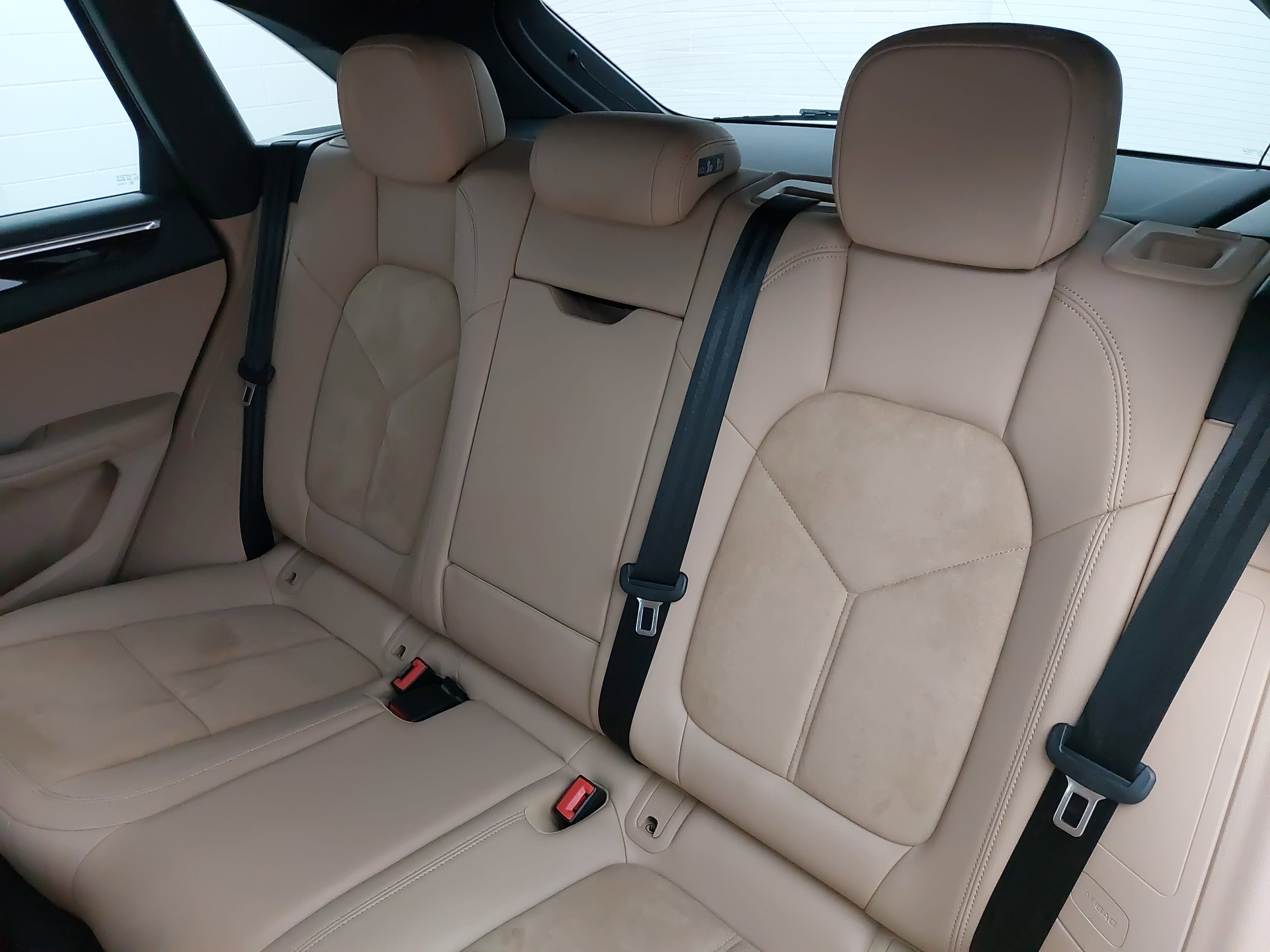 2021 Porsche Macan S