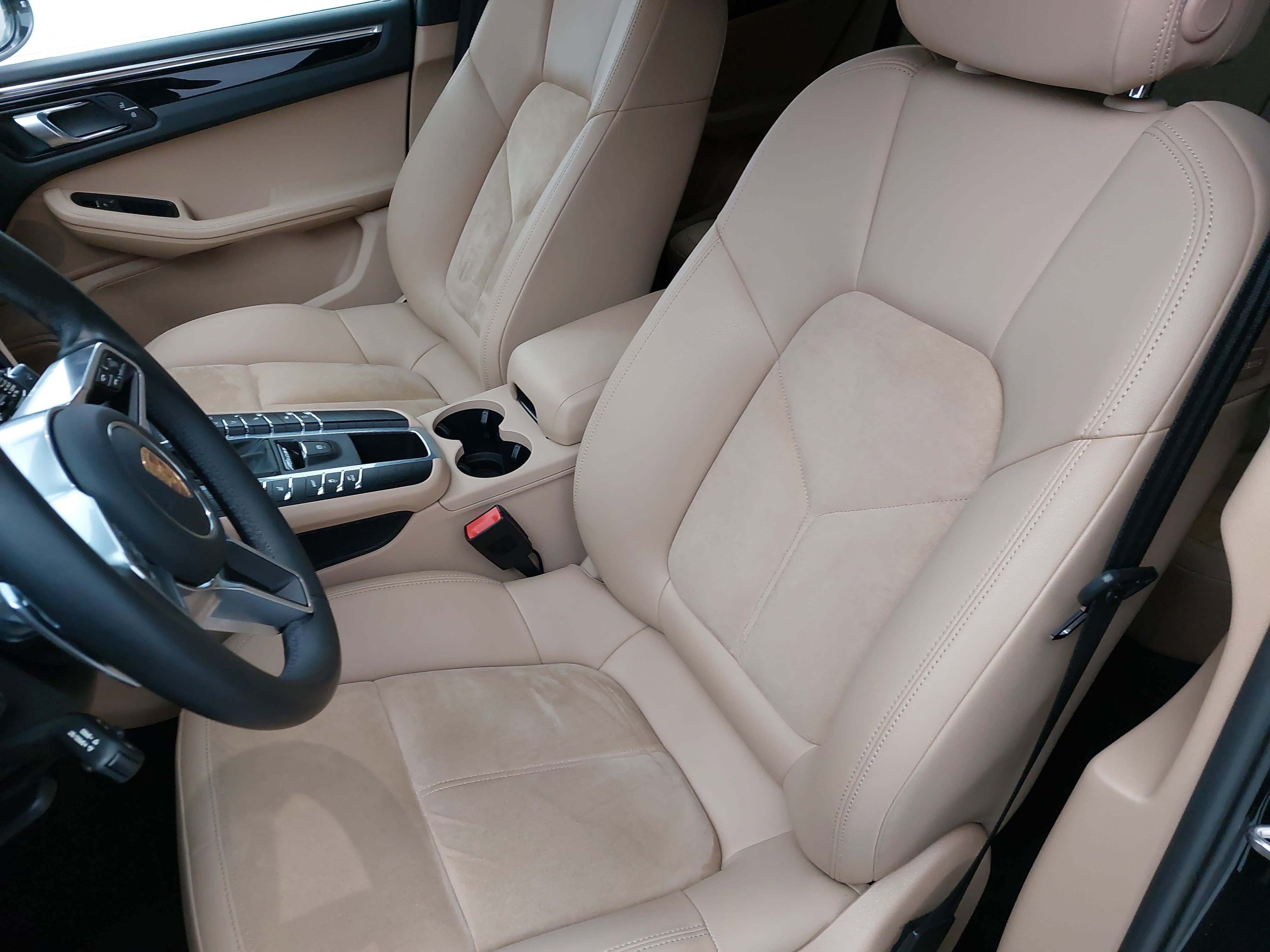 2021 Porsche Macan S