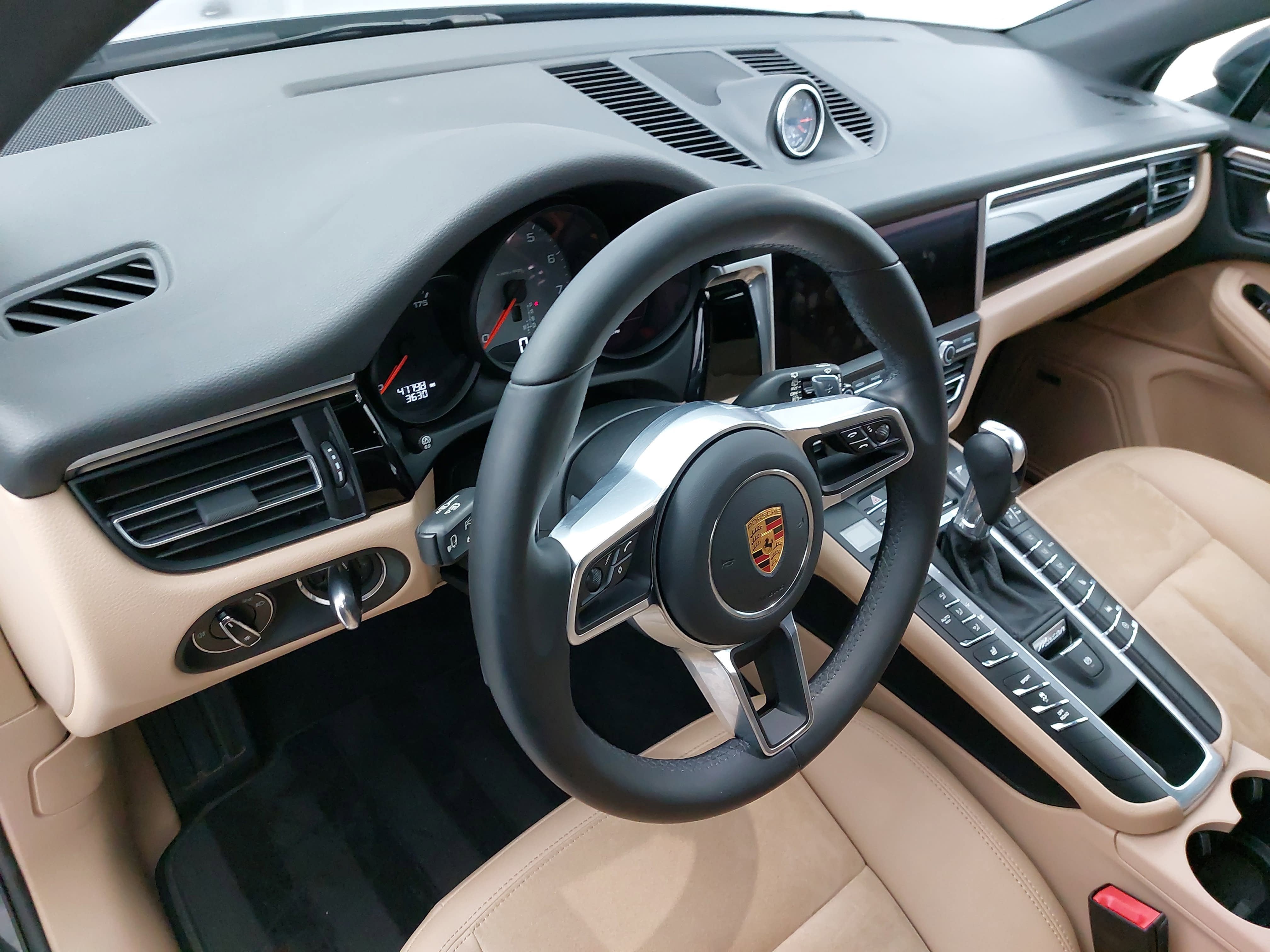 2021 Porsche Macan S